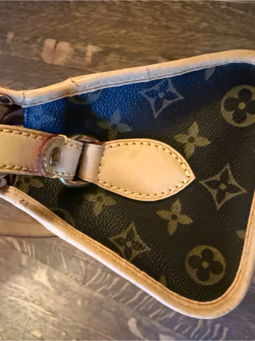 Louis Vuitton louis vuitton